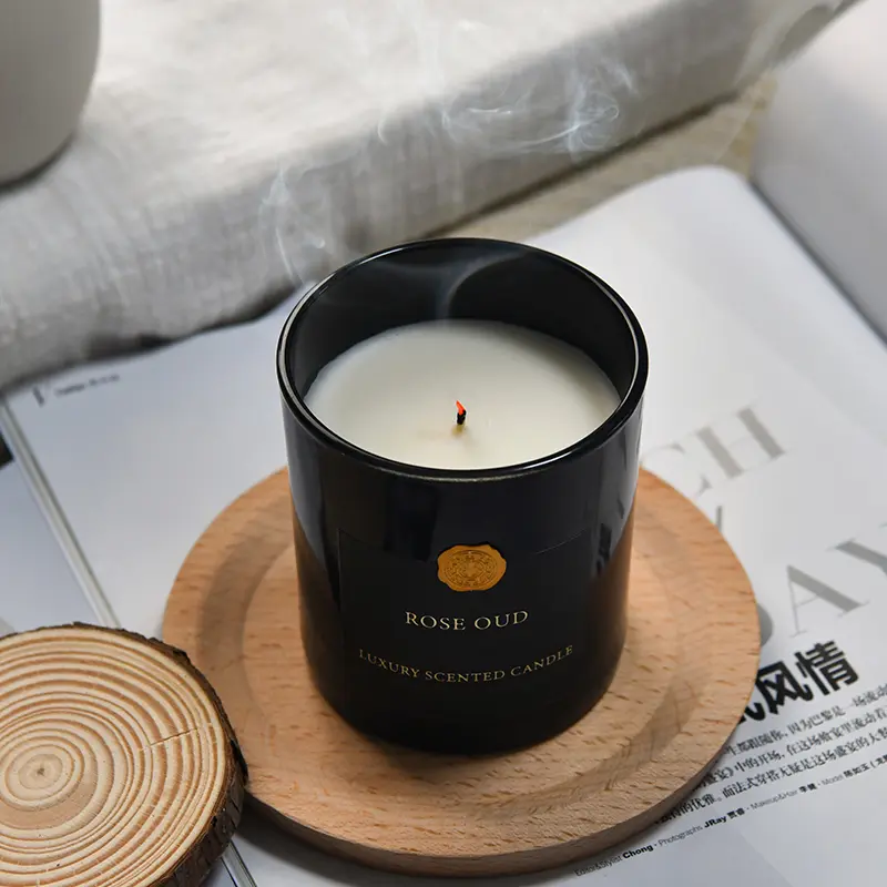 Ritual Luxury Scented Candle Black- 200gm (Secret Garden)