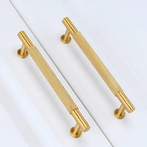 Vero Brass Handle